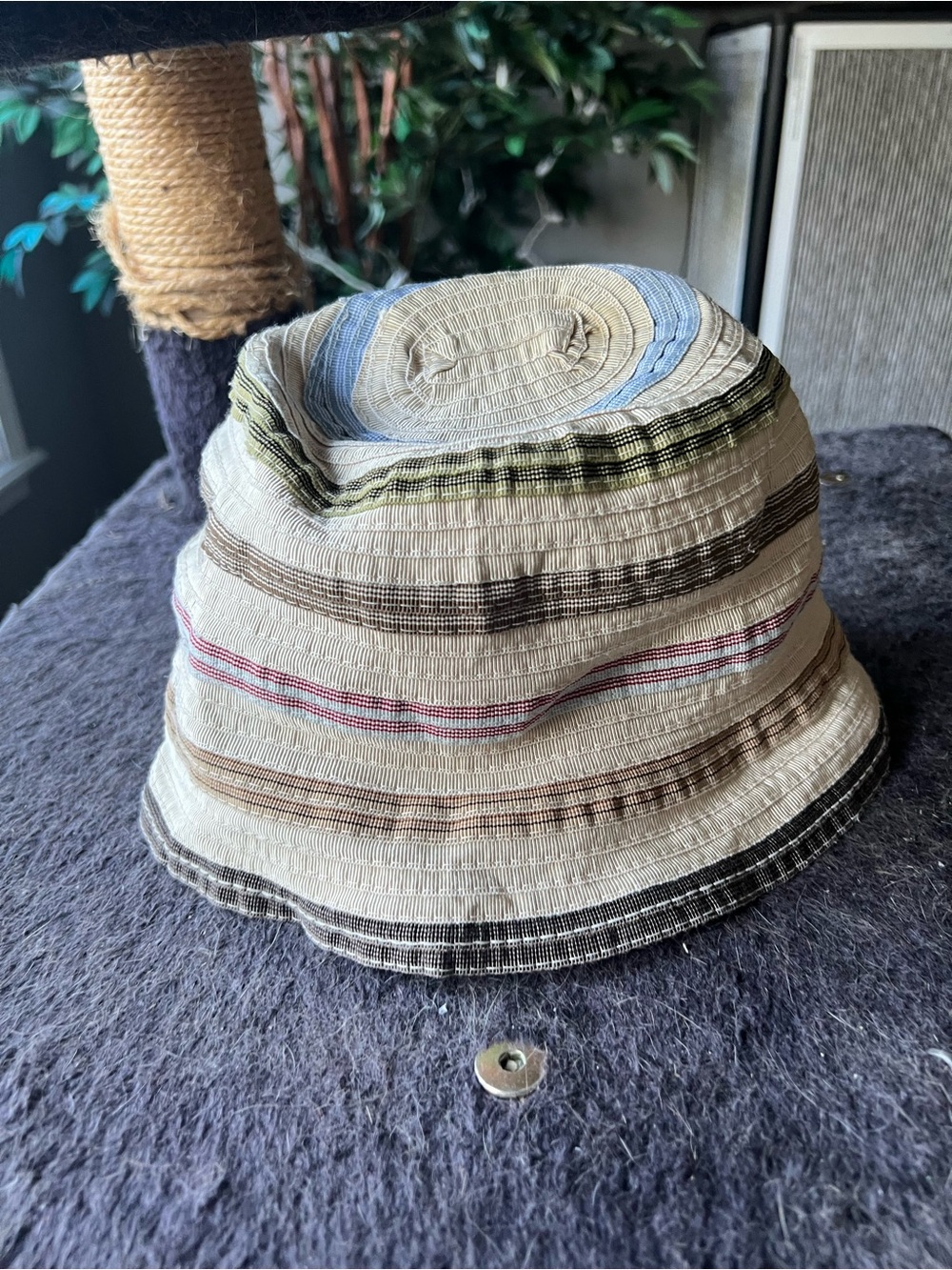 GREVI Italian Striped Bucket Hat – Cotton Blend